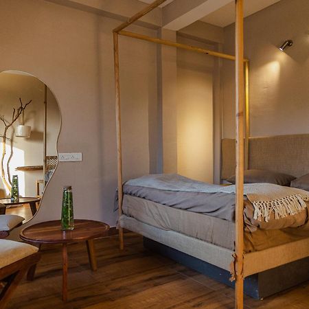 Exstasy Stays - Bathtub Rooms & Cafe - Your Romantic & Cozy Getaway - Thhpsociety - Mukteshwar Exterior photo