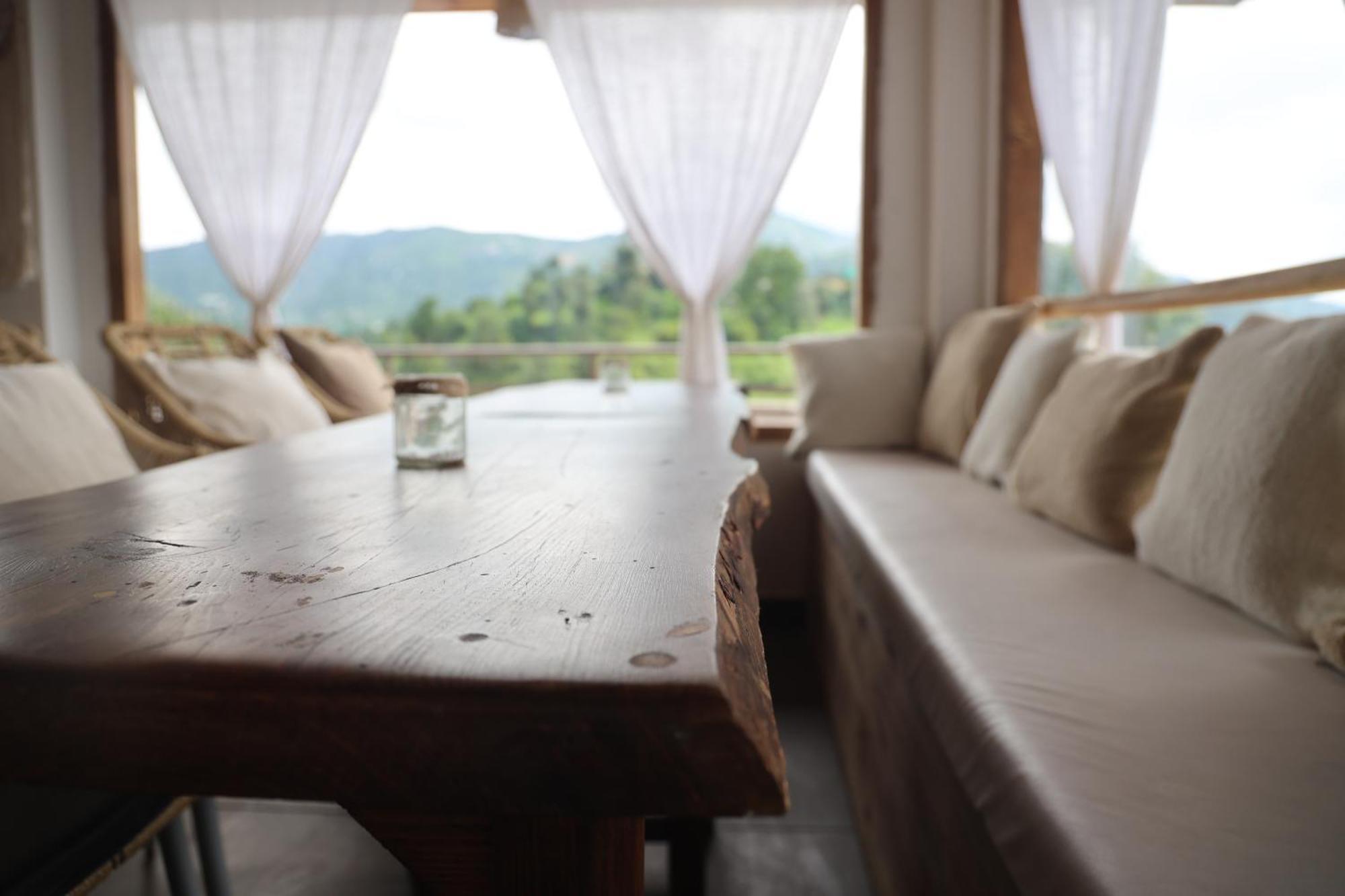 Exstasy Stays - Bathtub Rooms & Cafe - Your Romantic & Cozy Getaway - Thhpsociety - Mukteshwar Exterior photo